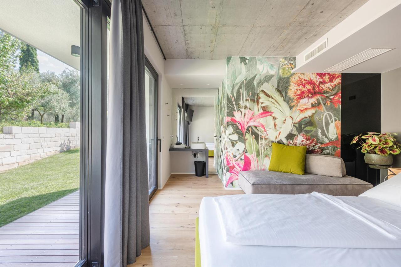 Oleeva Garda Living - Adults Only Bed and Breakfast Riva del Garda Eksteriør billede