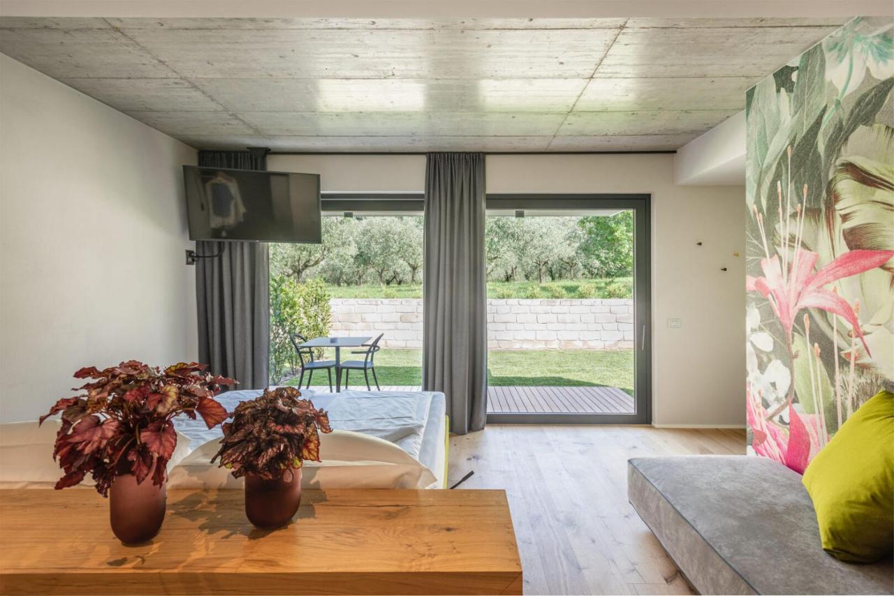 Oleeva Garda Living - Adults Only Bed and Breakfast Riva del Garda Eksteriør billede